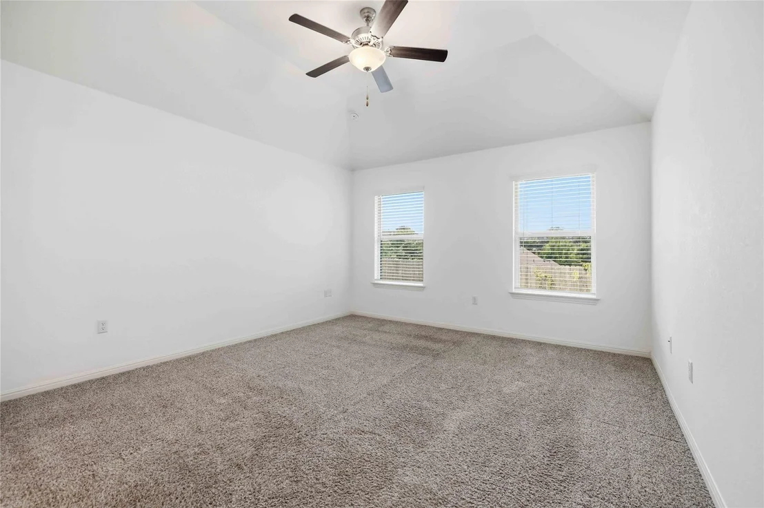 Photo of 707 Allende BND