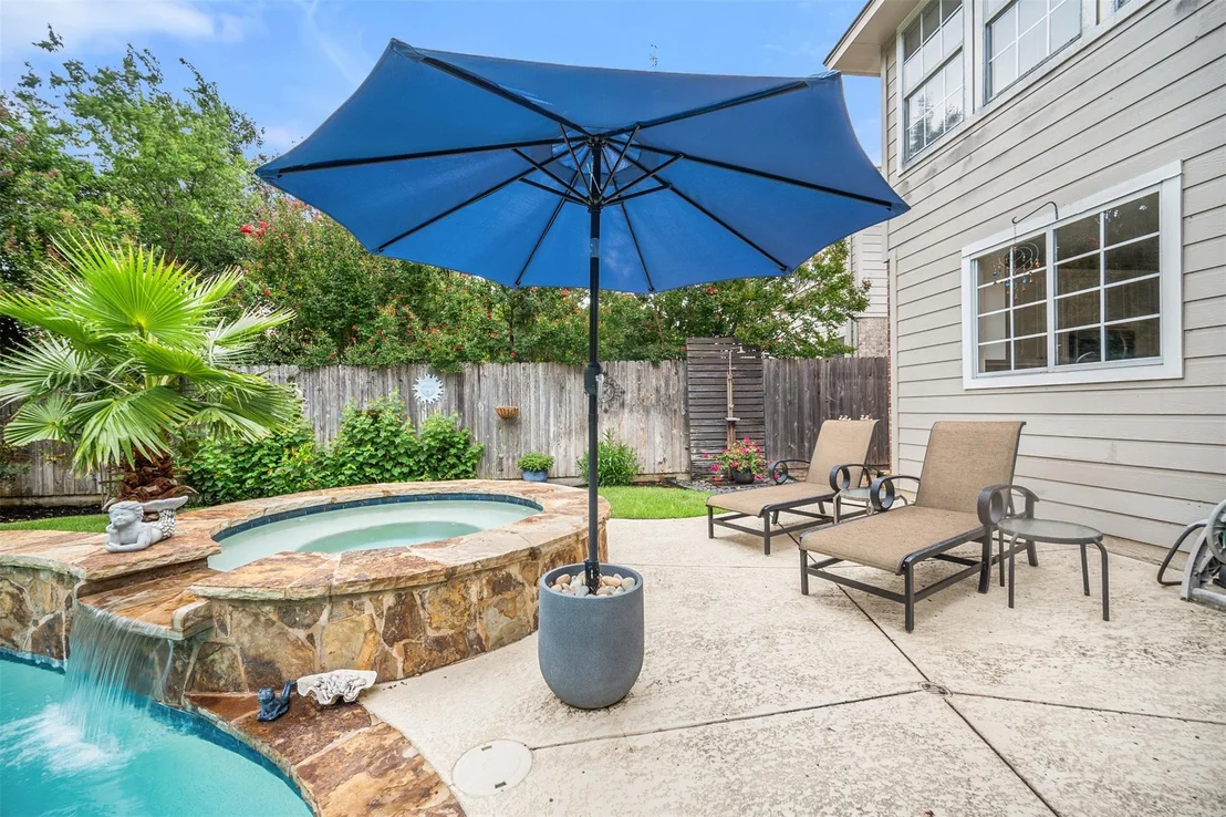 Photo of 1215 Boerne DR