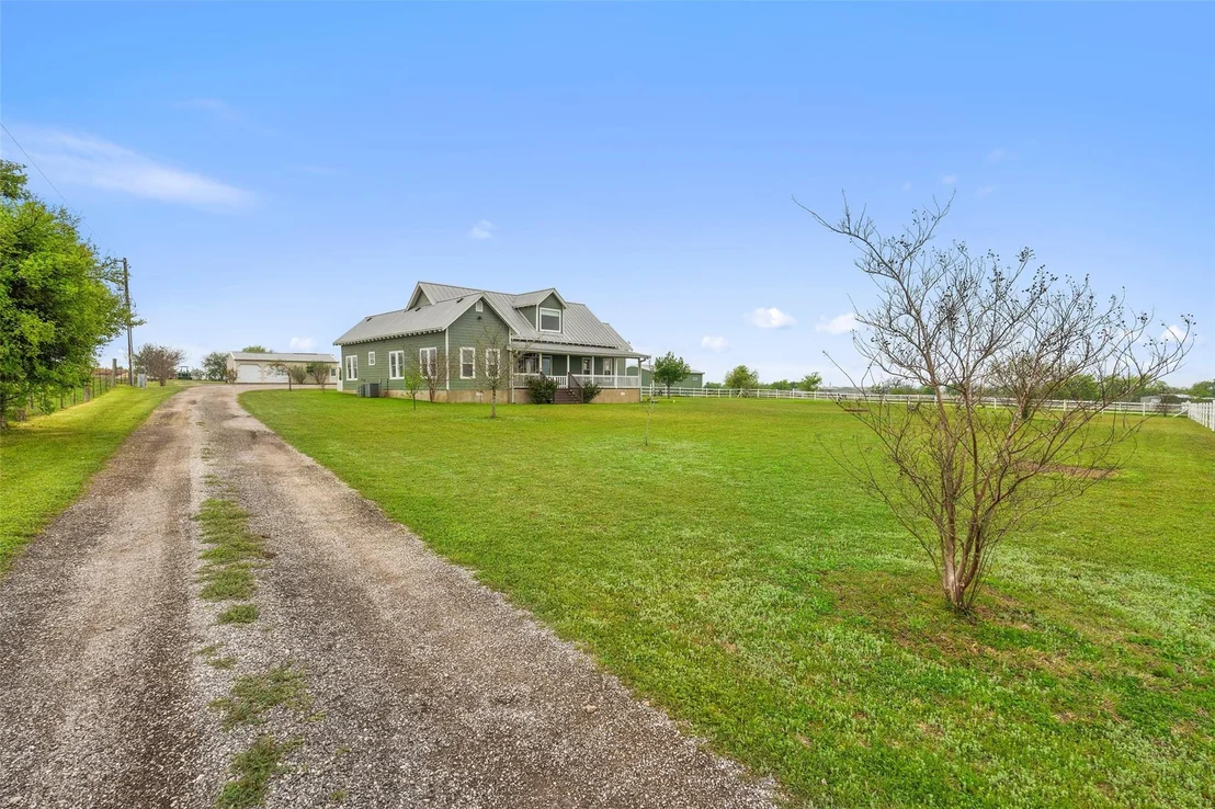 Photo of 800 County Road 153
