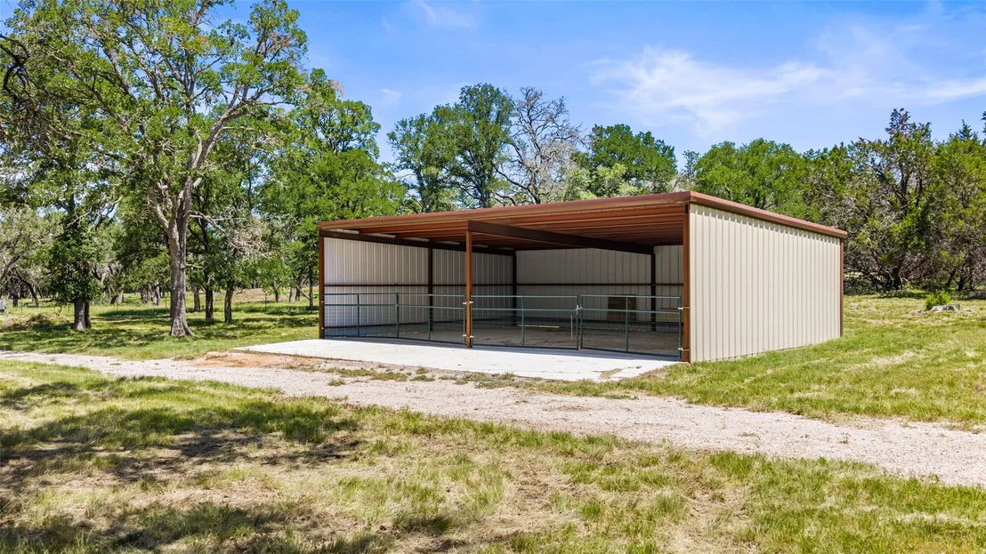 Photo of 937 Flat Creek RD
