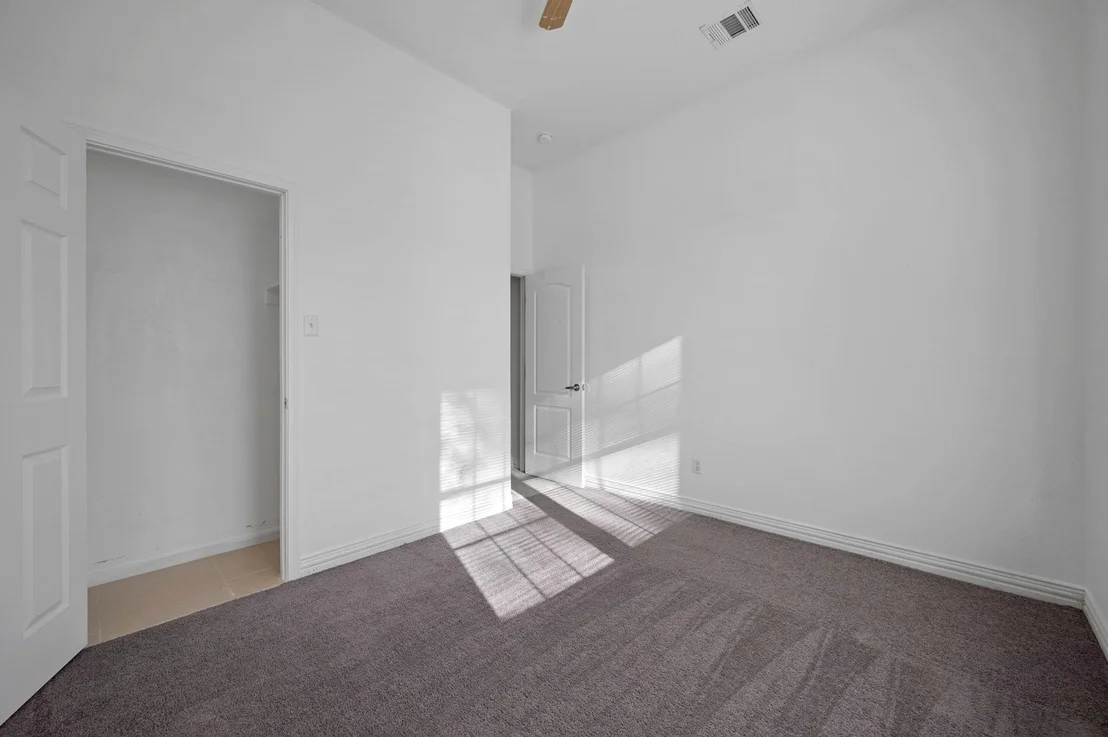 Photo of 106 Park DR