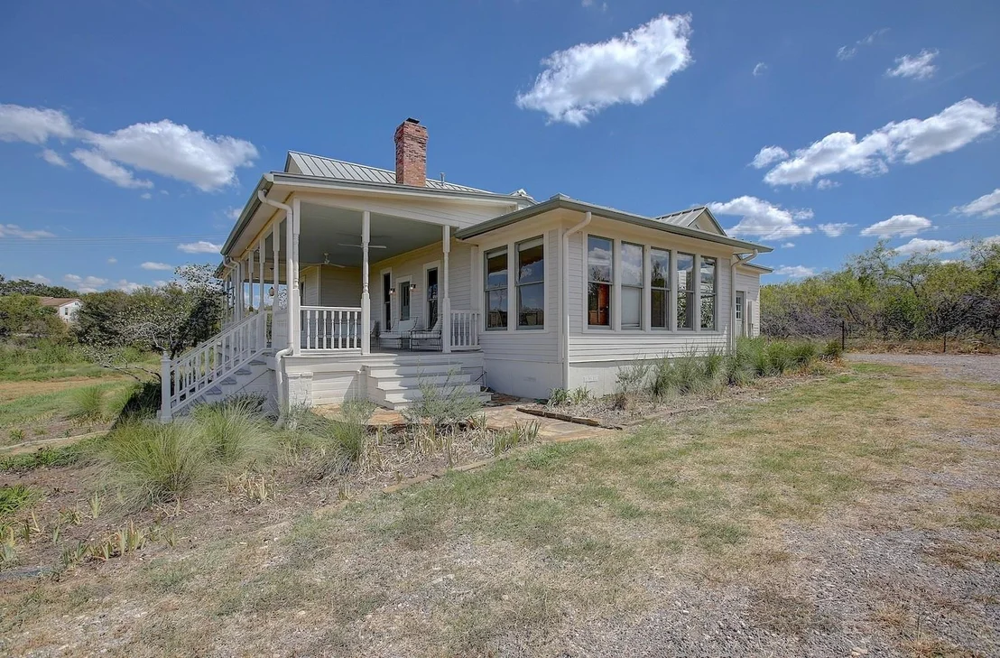 Photo of 11228 Parsons RD
