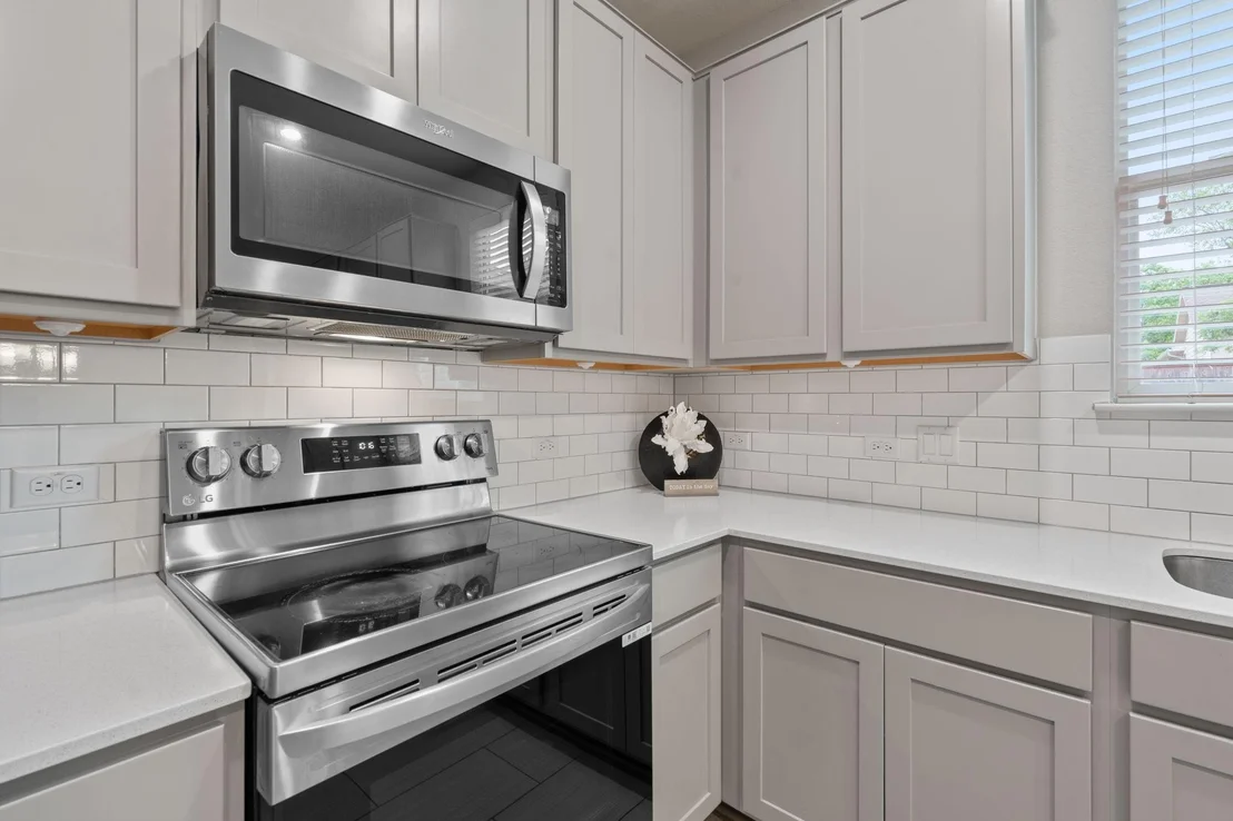 Photo of 906 Emory Tree DR