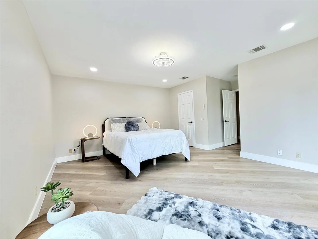 Photo of 12421 Painted Bunting DR