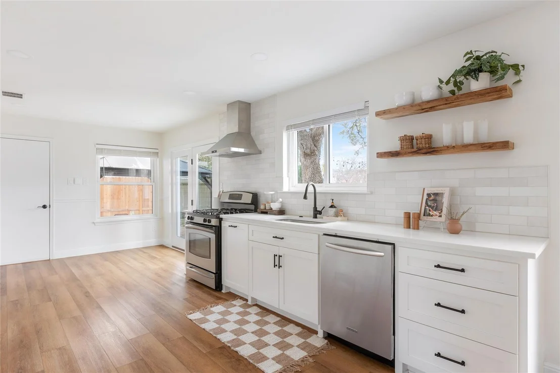 Photo of 7412 Whistlestop DR
