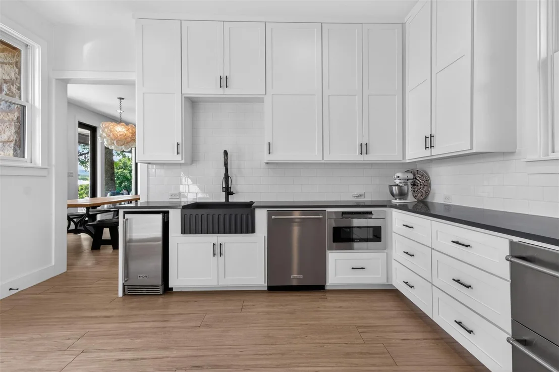 Photo of 237 Waters Edge