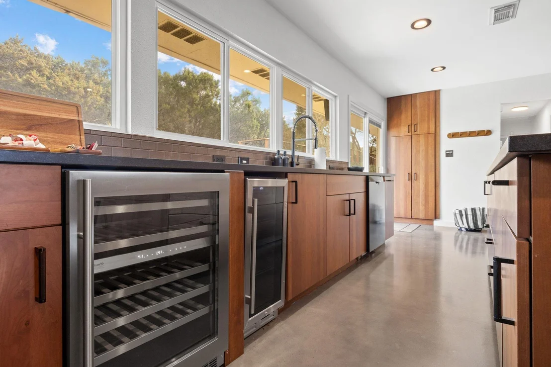 Photo of 3807 Cedar GLN