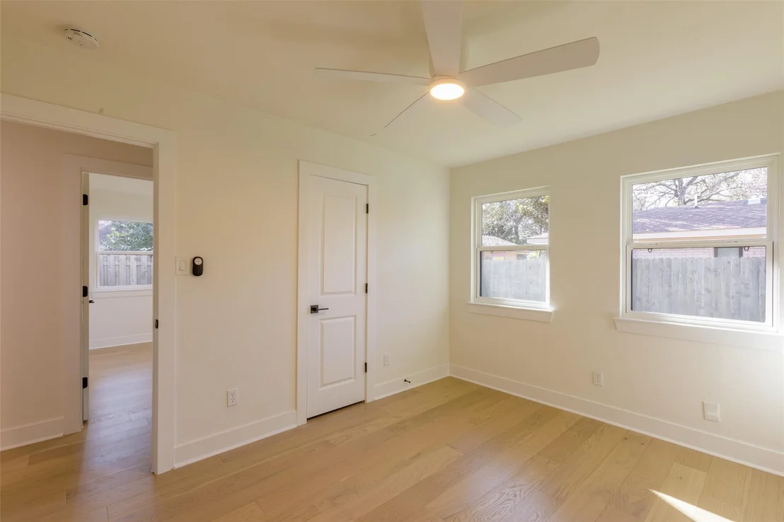 Photo of 4011 Austin Woods DR