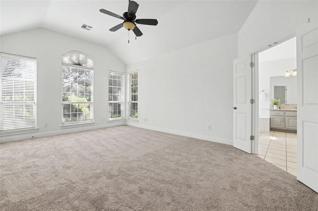 Photo of 38 Tiburon DR