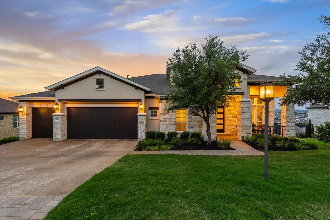 Photo of 412 Lindale CV