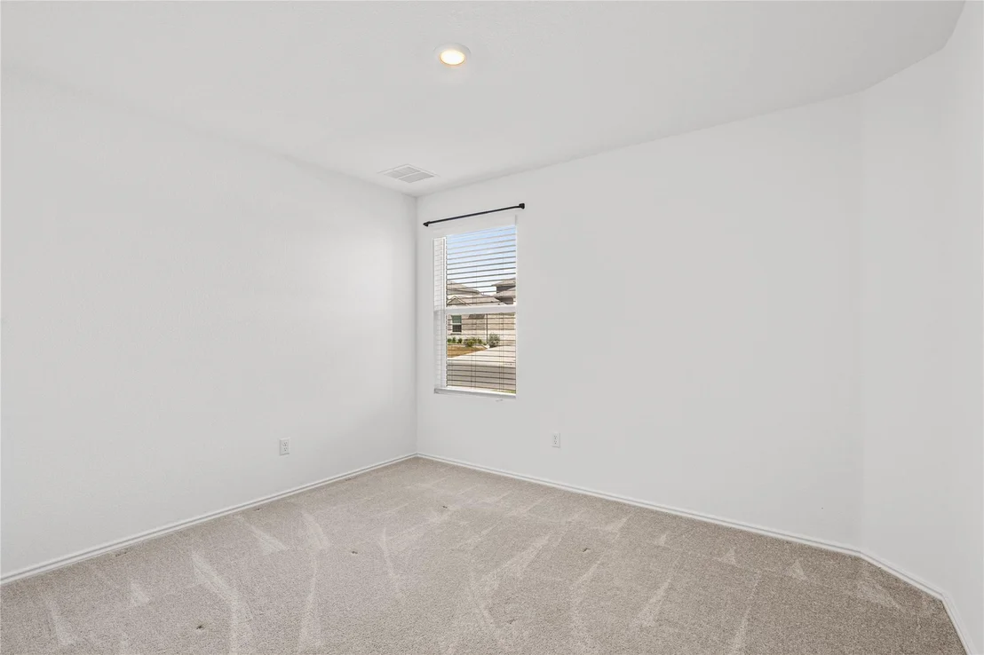 Photo of 101 Sunrise Oak CV