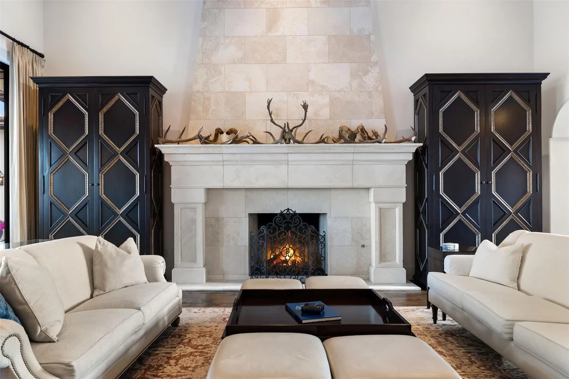 Photo of 6001 Krause LN