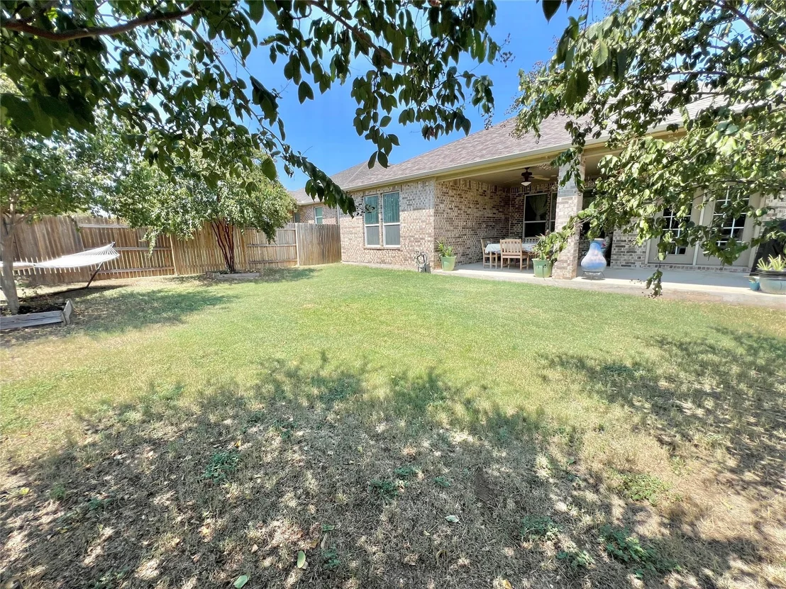 Photo of 504 Sheepshank DR
