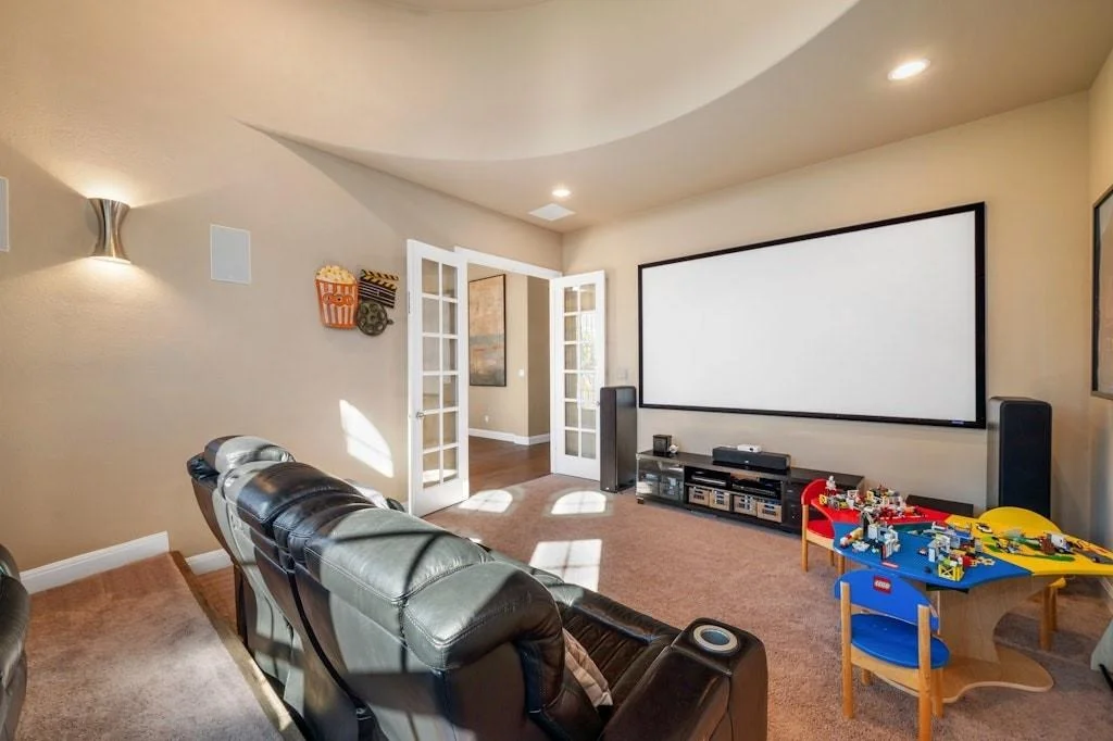 Photo of 465 Linden LOOP