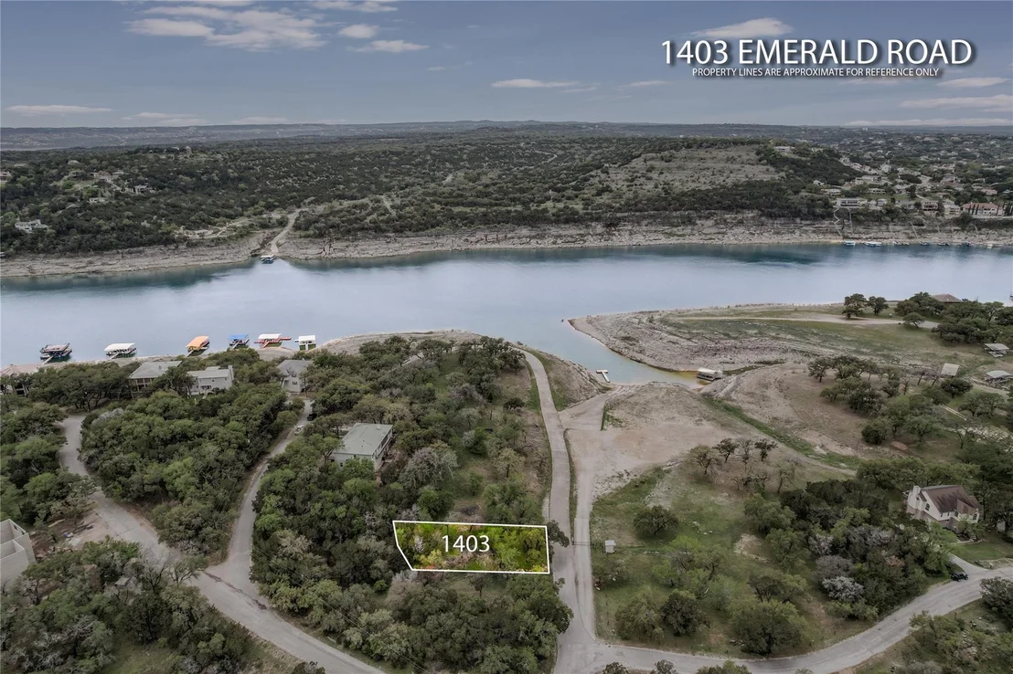 Photo of 1403 Emerald RD