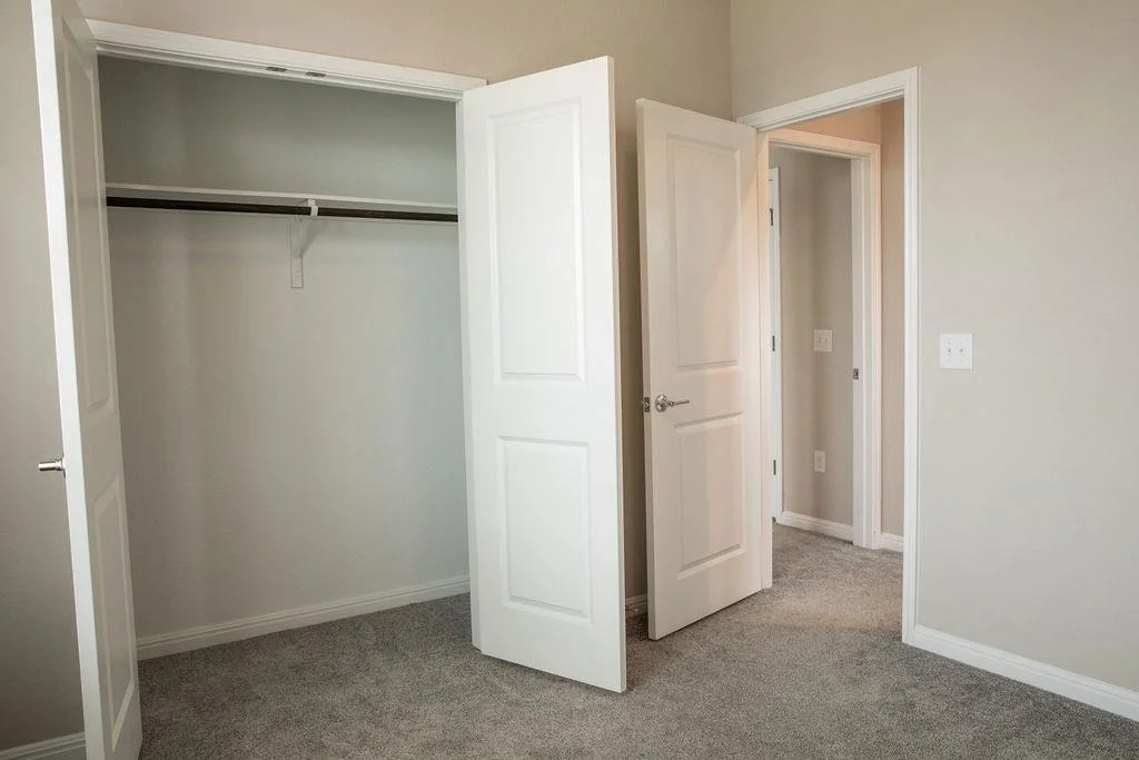 Photo of Unit B at 5409 Baythorne DR