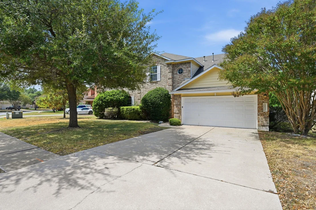 Photo of 1635 Abbey LN