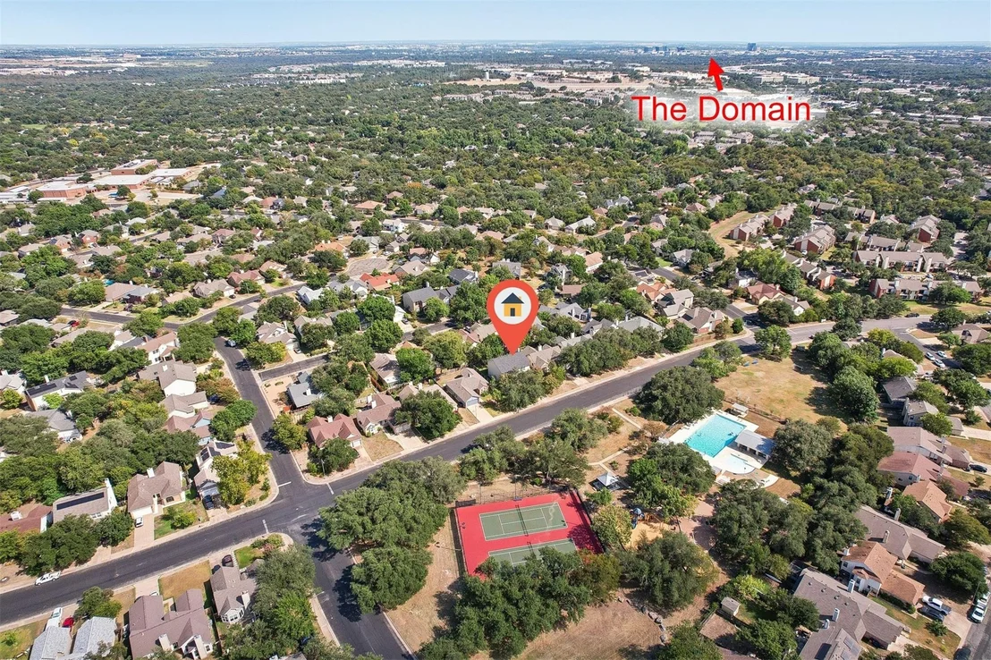 Photo of 12411 Hunters Chase DR