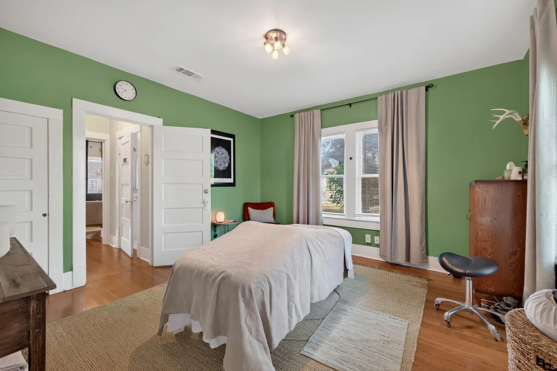 Photo of 4112 Marathon BLVD