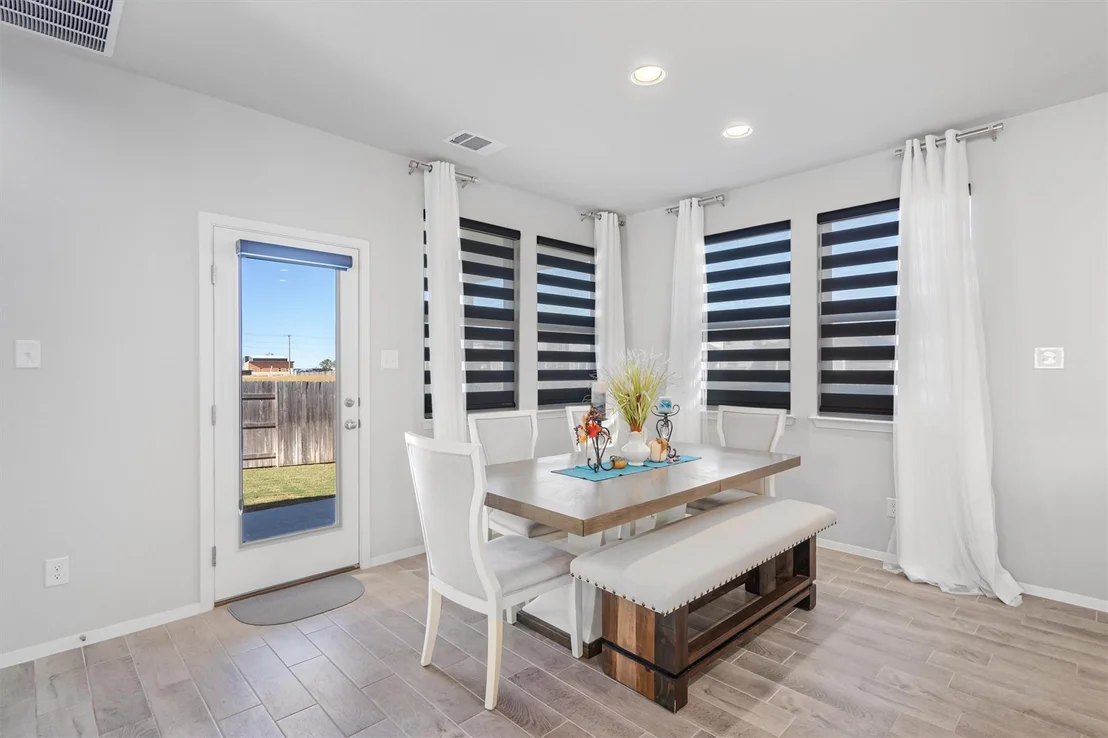 Photo of 508 Star Garnet CT