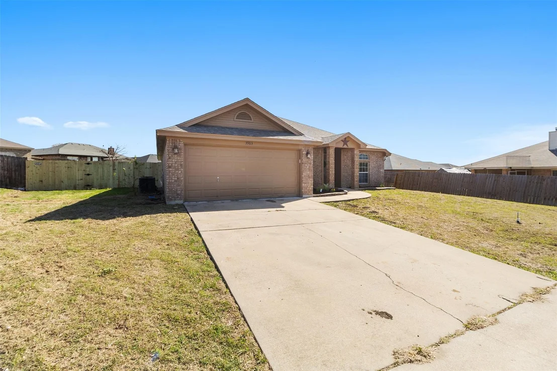 Photo of 3903 Mustang DR