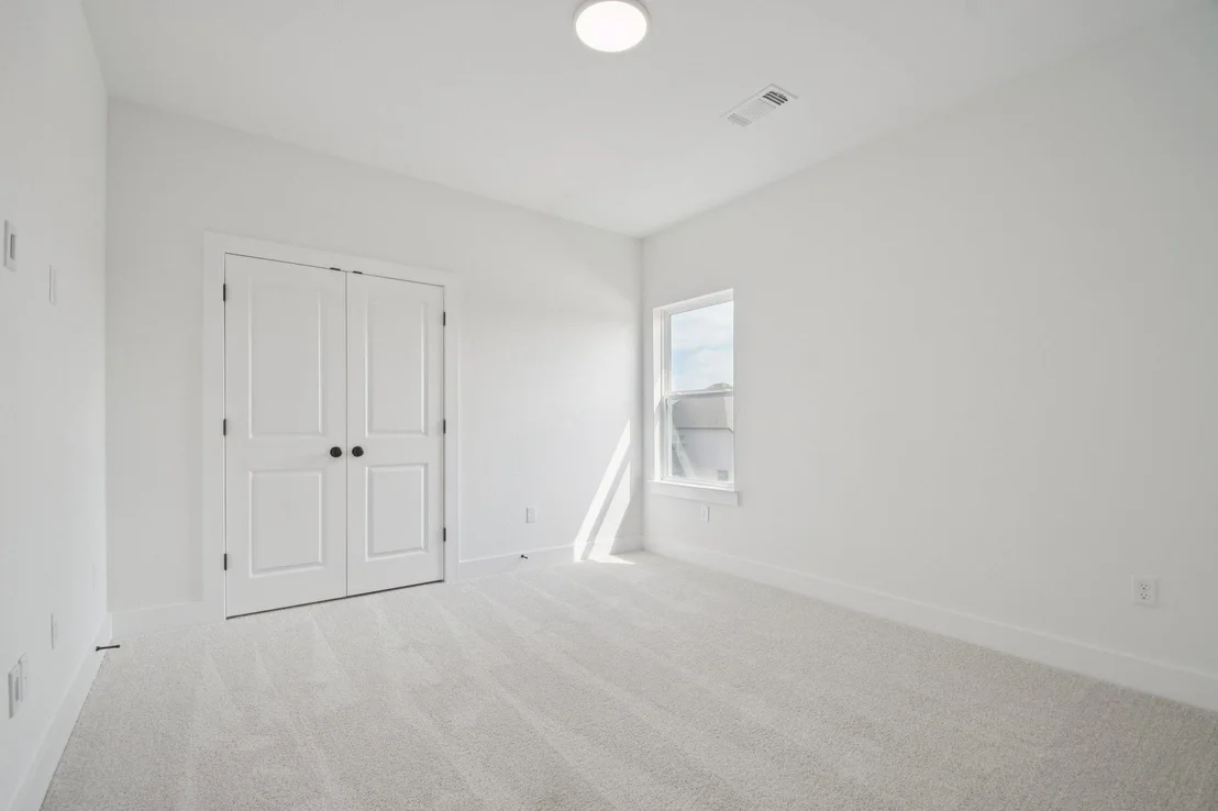 Photo of 1660 Cardinal LN