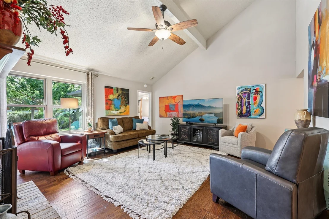 Photo of 5831 Secrest DR