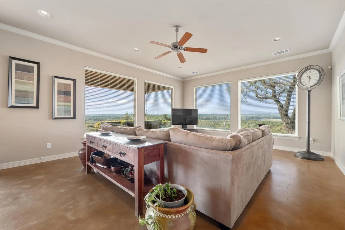 Photo of 28701 Valley RD