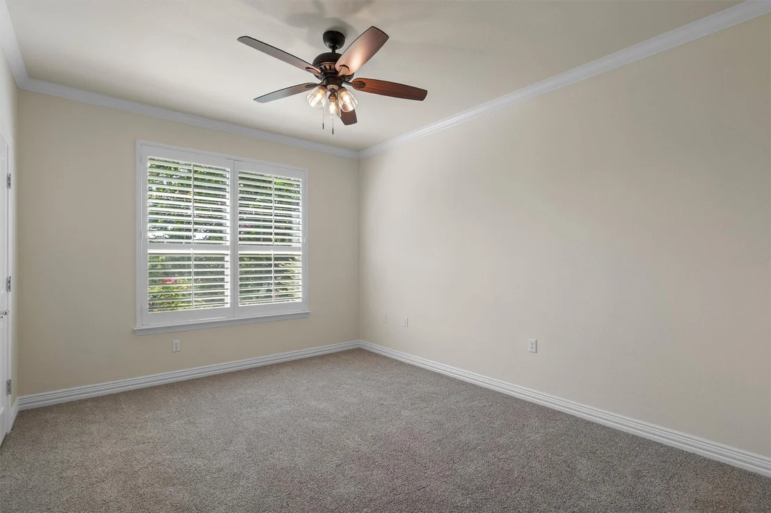 Photo of 300 Pipe Creek LN