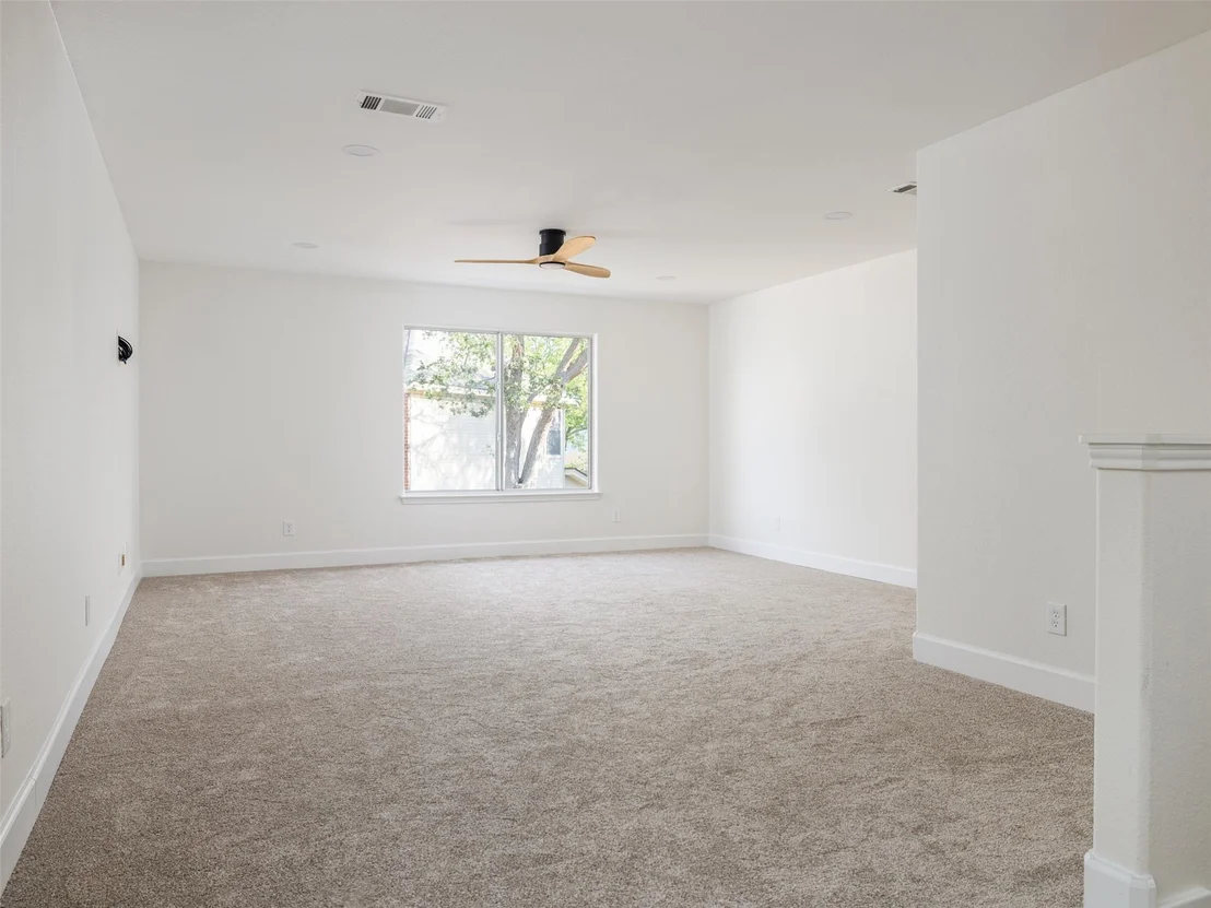 Photo of 2419 Willow WAY