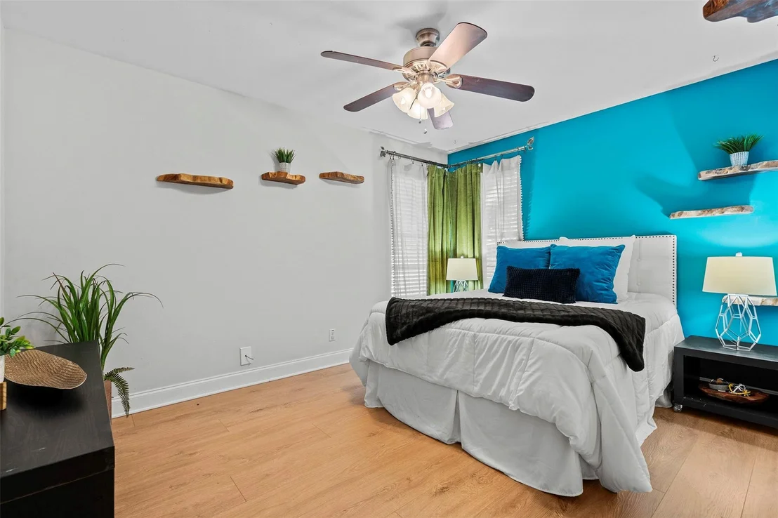 Photo of 8504 Contour DR