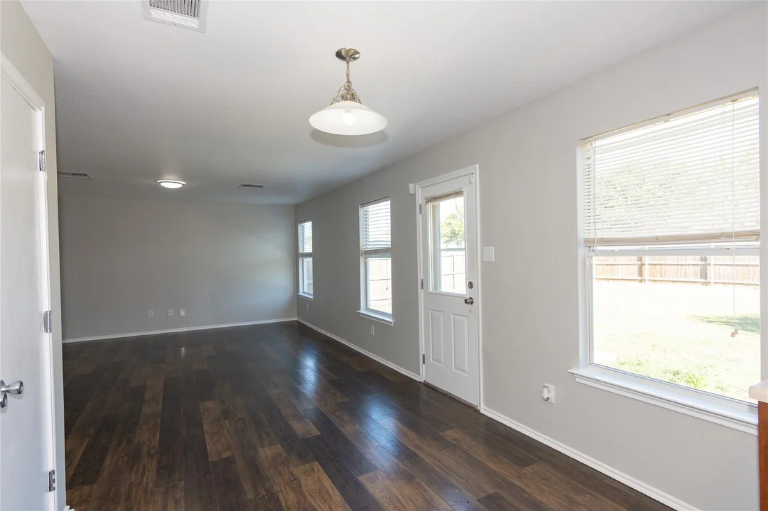Photo of 104 Phillips ST