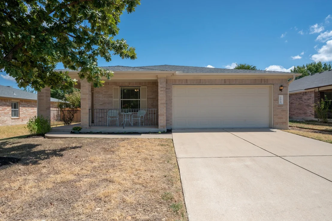 Photo of 204 Katherine WAY