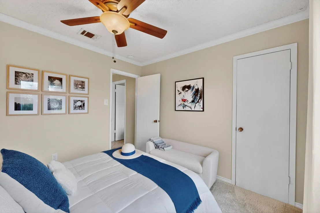 Photo of 1306 Lawnmont DR