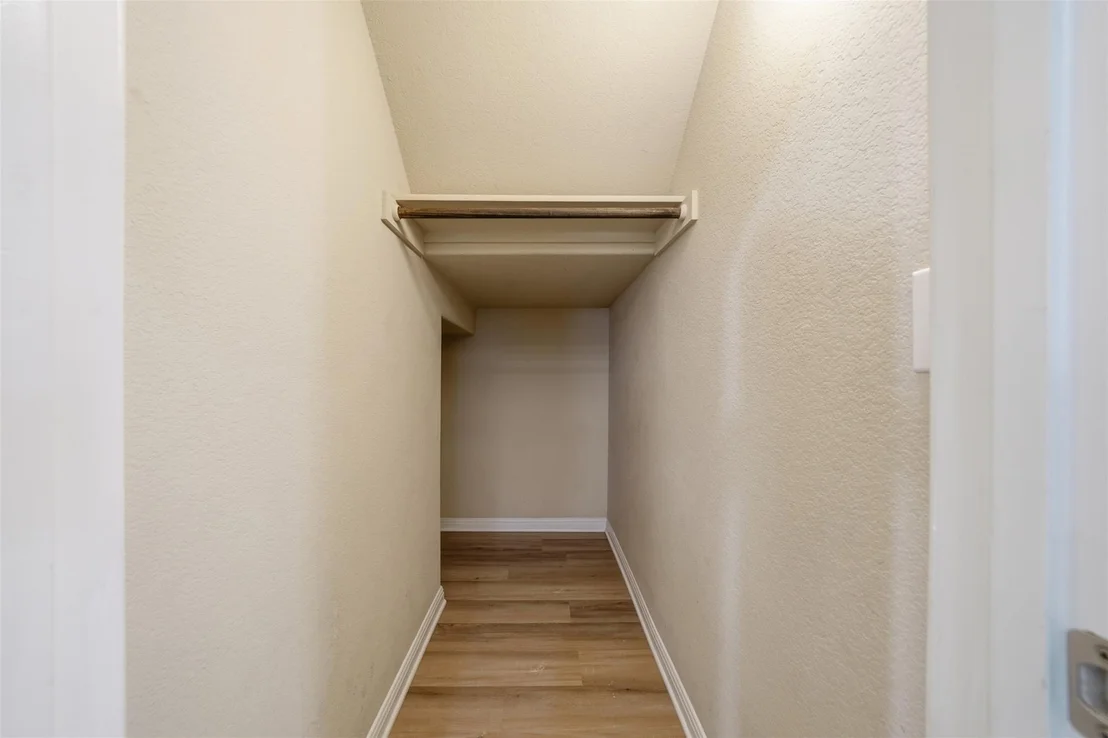 Photo of 613 Longhorn Cavern RD