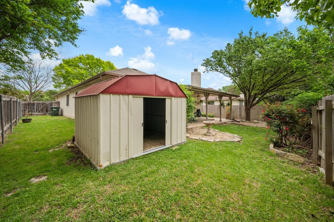 Photo of 450 Zebra DR