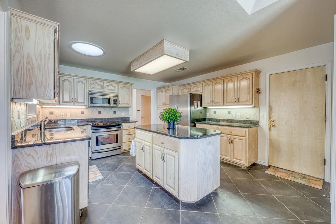 Photo of 1101 Impala DR