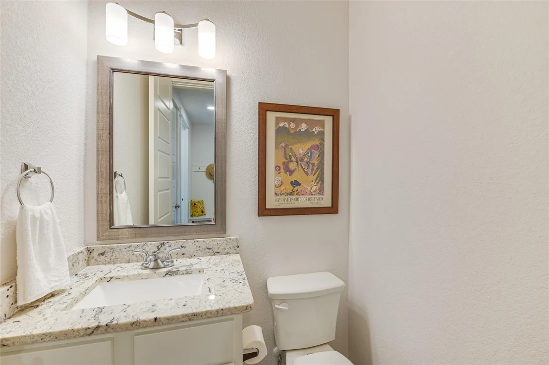 Photo of 912 Hornsby HOLW