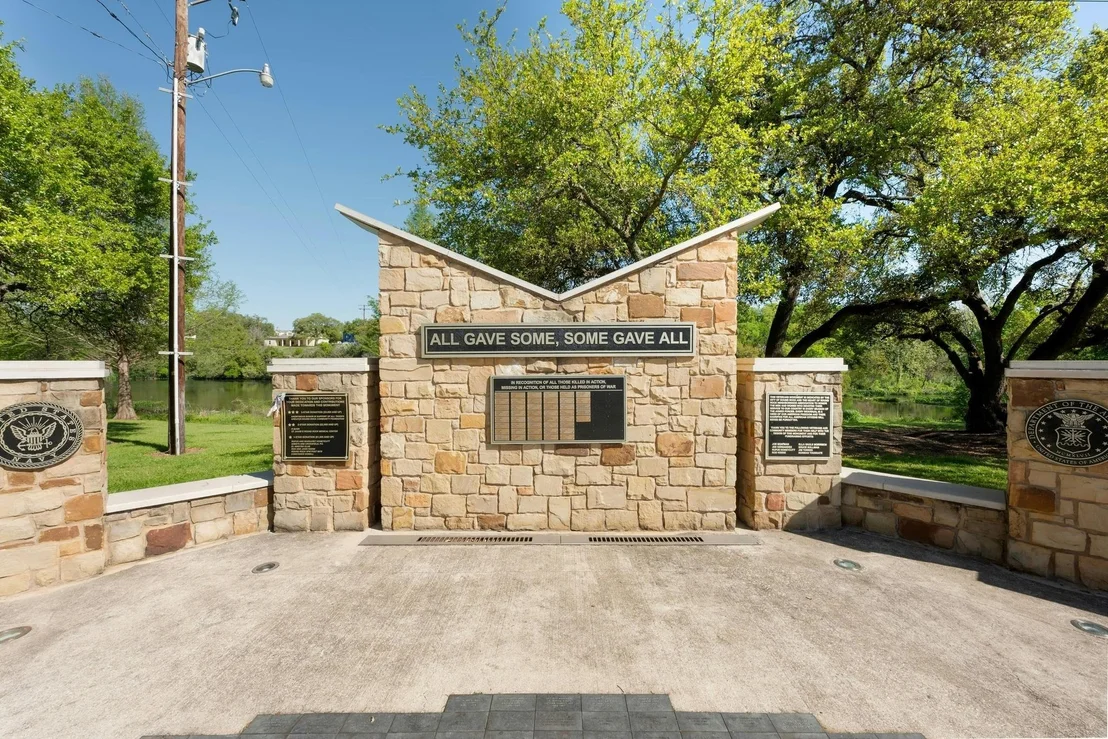 Photo of 615 Pecan Ave