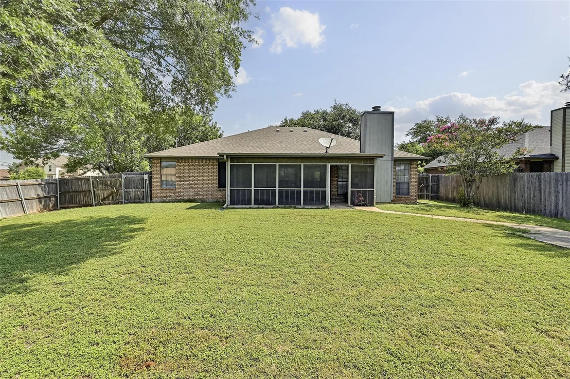 Photo of 200 Shawnee TRL