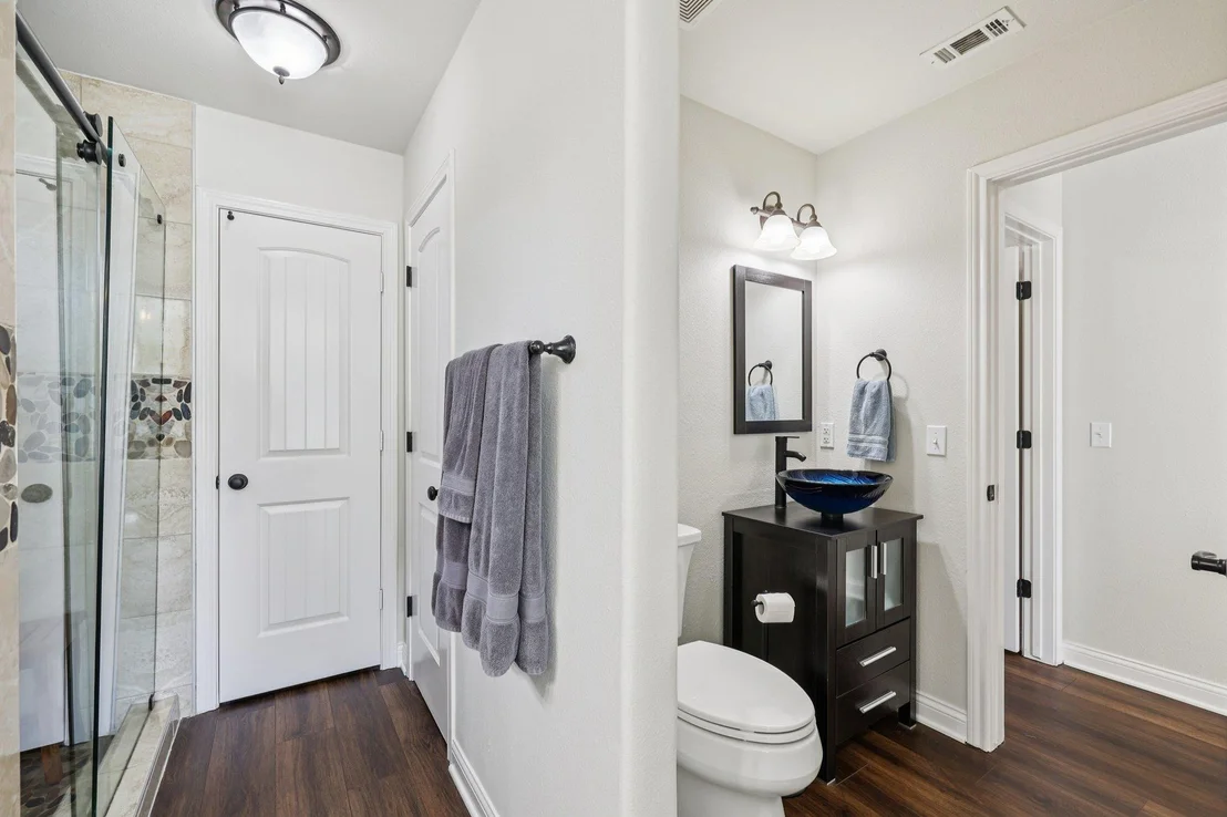 Photo of 840 Scenic CIR