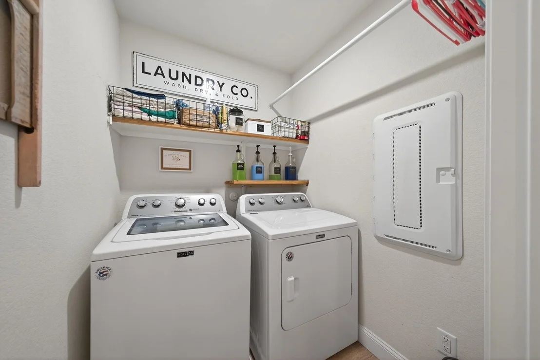 Photo of 613 Whitman Ave