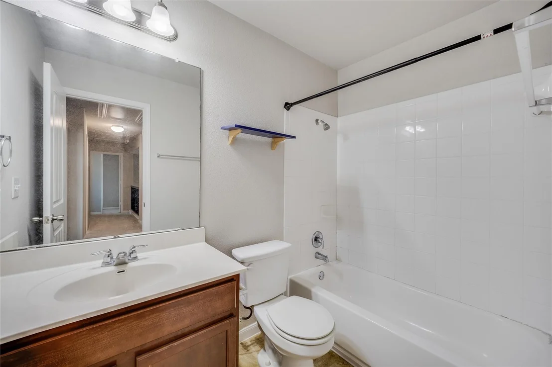 Photo of 704 Mitchell DR