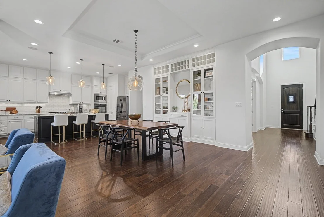 Photo of 18520 Dewitt PL