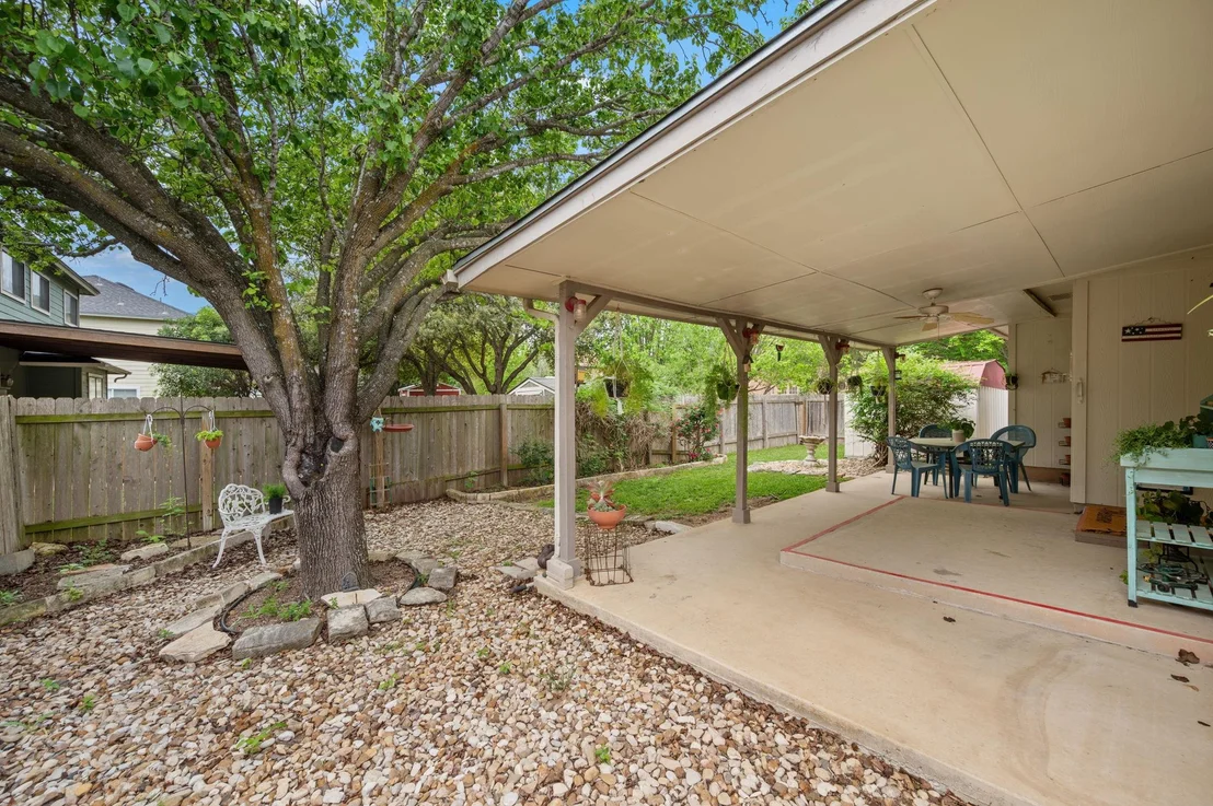 Photo of 450 Zebra DR