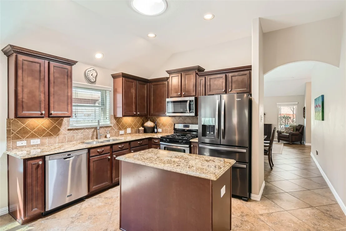 Photo of 7803 Huddleston LN