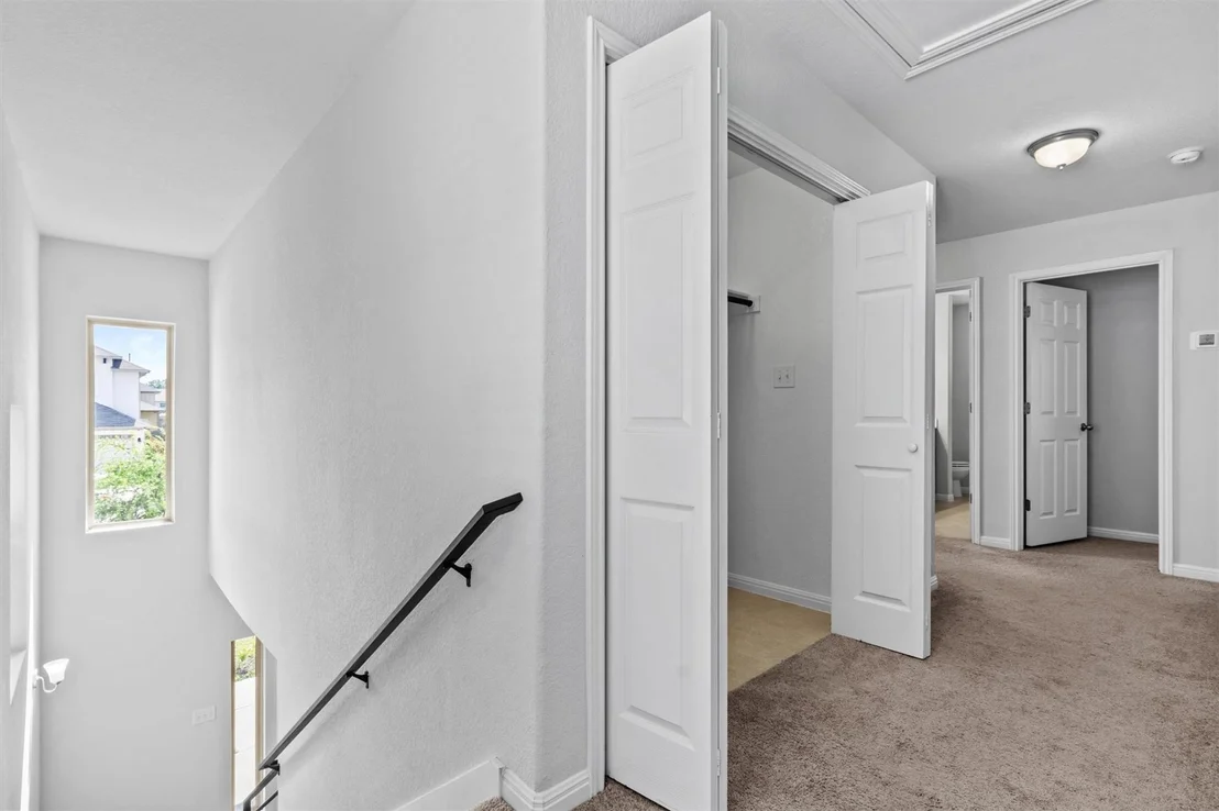 Photo of 520 Betty Ann WAY
