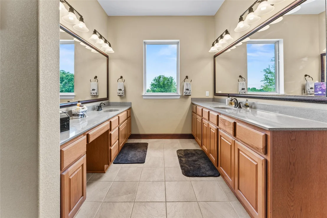 Photo of 1224 Hidden Springs DR