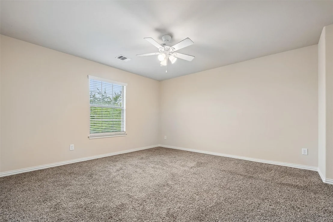 Photo of 8333 Angelo LOOP
