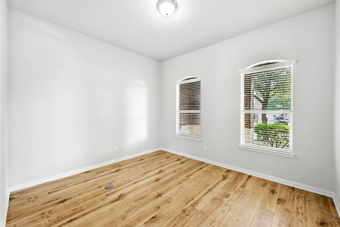 Photo of 18608 Wind Valley WAY